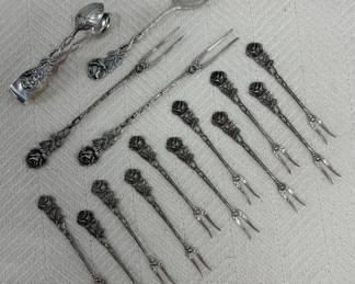 Rose Motif Cocktail Set