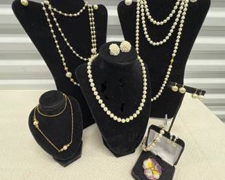 Vintage Faux Pearl Jewelry Collection