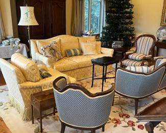 Overview of items in the sale.