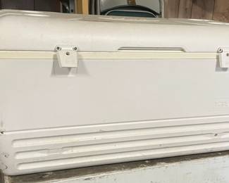 Large cooler