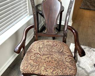 Ornate - comfy