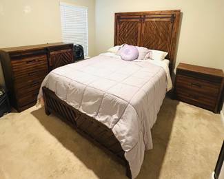 Queen Farmhouse Style Bedroom -$609
Queen mattress - platform storage bed, dresser with barn door and night stand!! 