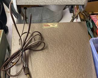 Old Easelite Personal Desk Lite (Industrial)