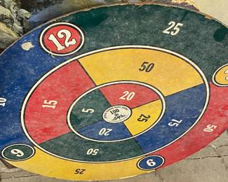 Spin Throw Dart Board