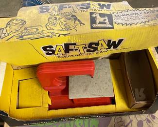 Vintage Child's Saf-T-Saw in Box