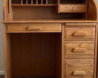 Roll-Top Oak Desk (Smaller Scale)