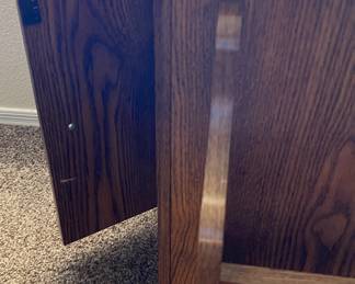 End Table w Storage and Magazine Rack 