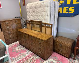 5 pc Bedroom Set