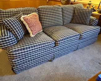 Custom Furniture Expressions