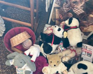 stuffed animals plush