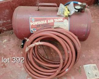 Portable air tank, hoses and nozzle