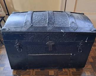 Antique truck with shelf