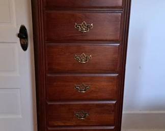 Broyhill lingerie chest