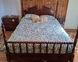 Queen bed