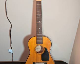 Harmony HO201 Children's Acoustic Guitar