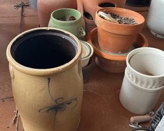 Italian and Mexican pottery 