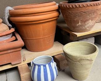 Italian and Mexican pottery 