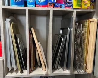 Various kitchen items. 