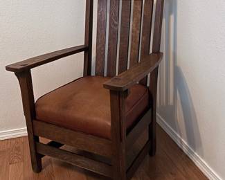 GUSTAV STICKLEY Chair
All furniture in very nice Condition ! 