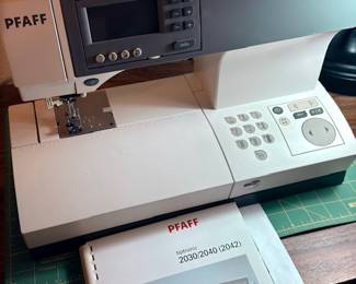 PFAFF Sewing Machine