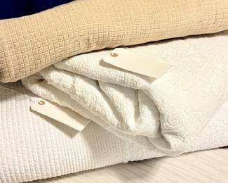 Blanket & Bedspreads