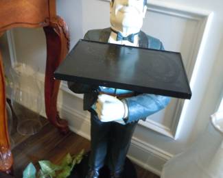 Foyer Butler