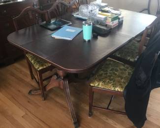 Duncan Phfye dining room set with 6 chairs and 3 leafs!