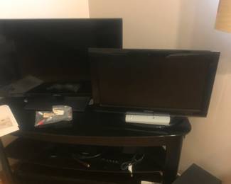 Numerous flat screens and media stands!