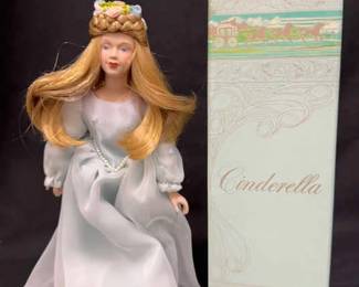 Fairy Tale Doll Collection Cinderella 