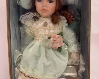 Mann Connoisseur Collection Doll