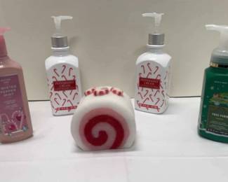 Winter Smells We Love