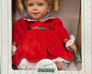 Mann Hug N Hold Collector Vinyl Doll 