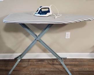 Black and Decker Iron and Ironing Board