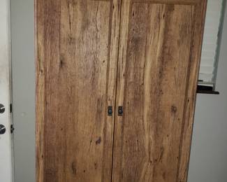Armoire