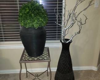 Small Metal Table
Decor Vases
