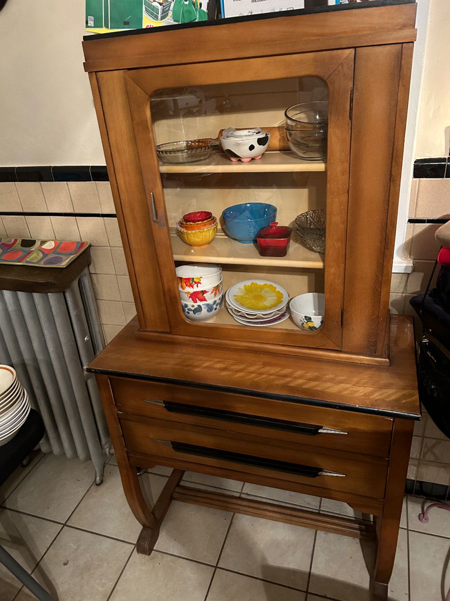 Art deco /Mcm hutch 