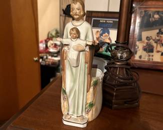 Religious statue   /lamps 