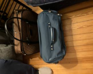 Suitcases joy magano 