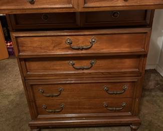 Highboy dresser good condition 