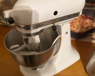  KitchenAid mixer