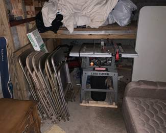 Golding chairs and table saw 