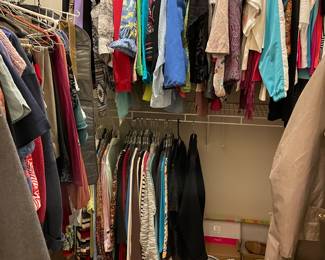 Ladies clothing size L-XL