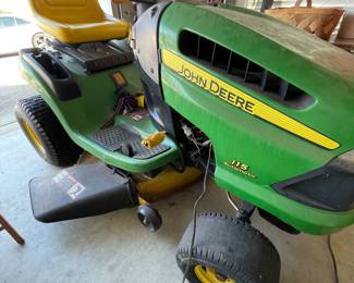 John Deere riding mower