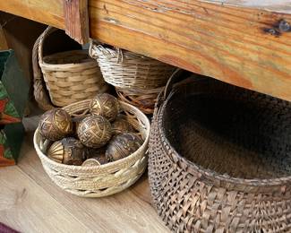 Baskets 