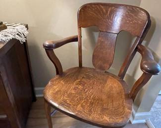Antique oak arm chair