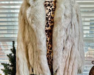 FOX FUR.