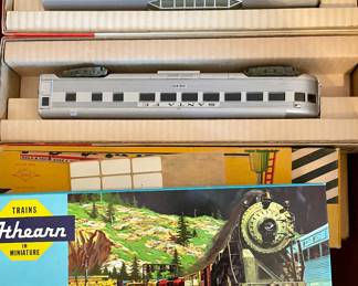 VINTAGE ATHEARN TRAIN SET