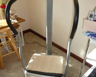 Sunny ( HUGE vibrator ) 