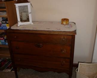 dresser