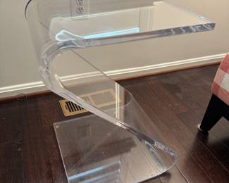 MCM Designer Z Lucite Side Table (15"W x 16"D x 21-1/2"H)